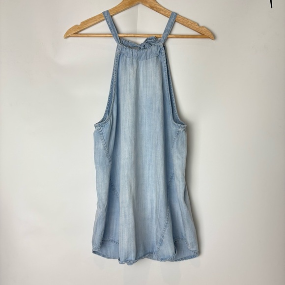 Bella Dahl Silverlake Wash Light Blue Chambray Sleeveless Top - Picture 2 of 6